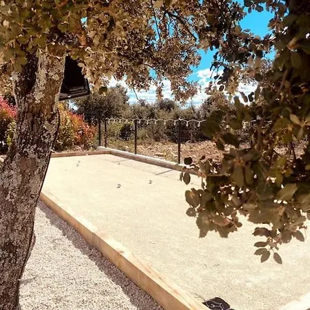 Вилла Moderne Entre Centre Et Nature Ним