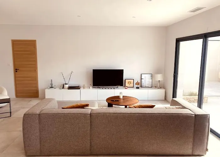 Moderne Entre Centre Et Nature