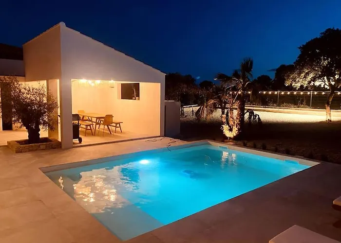 Moderne Entre Centre Et Nature *